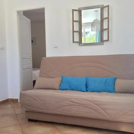 Colombier Apartman *