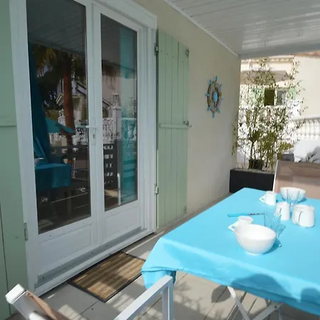 Colombier Apartman